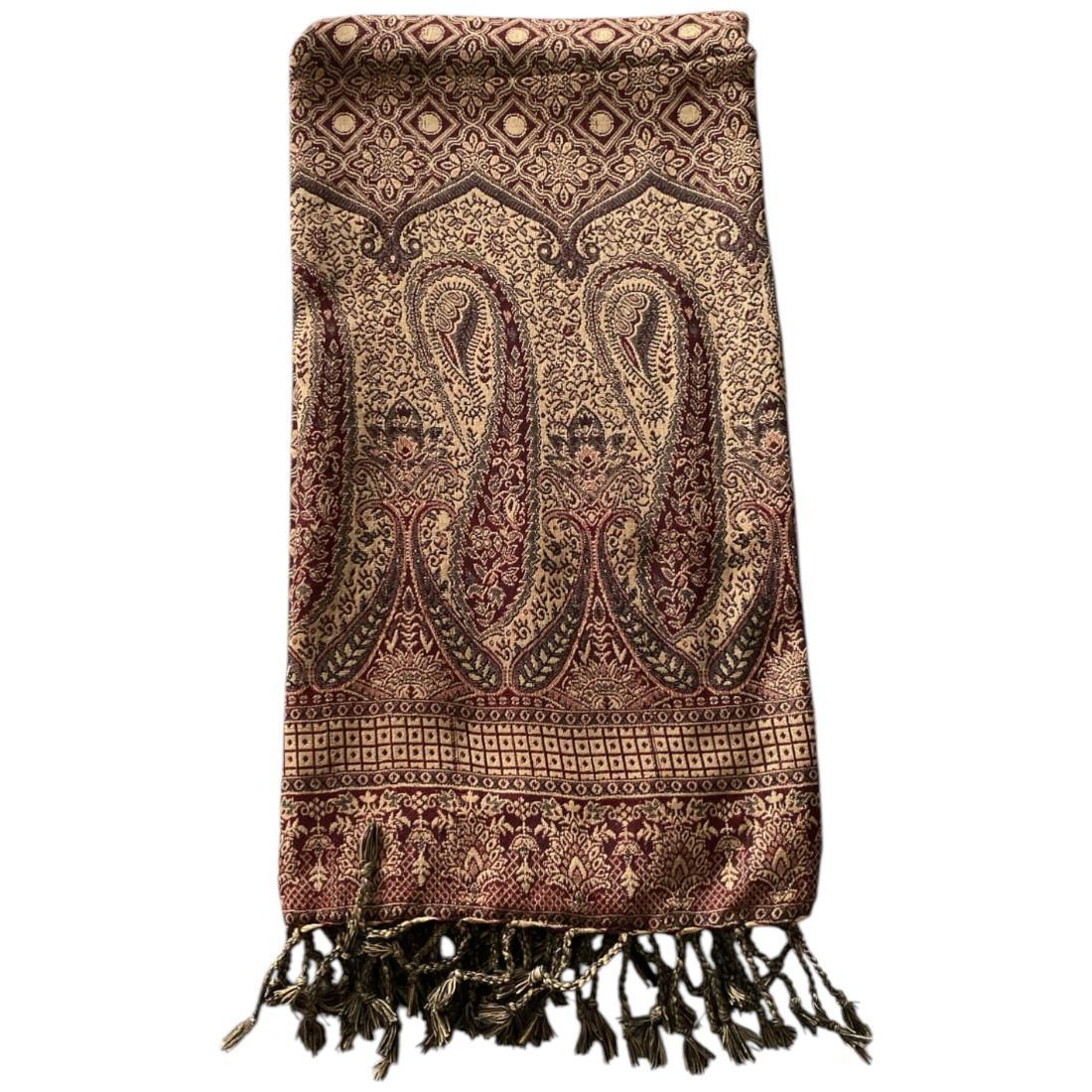Ladies Luxury Jacquard Shawl – Timeless Elegance for Every Occasion