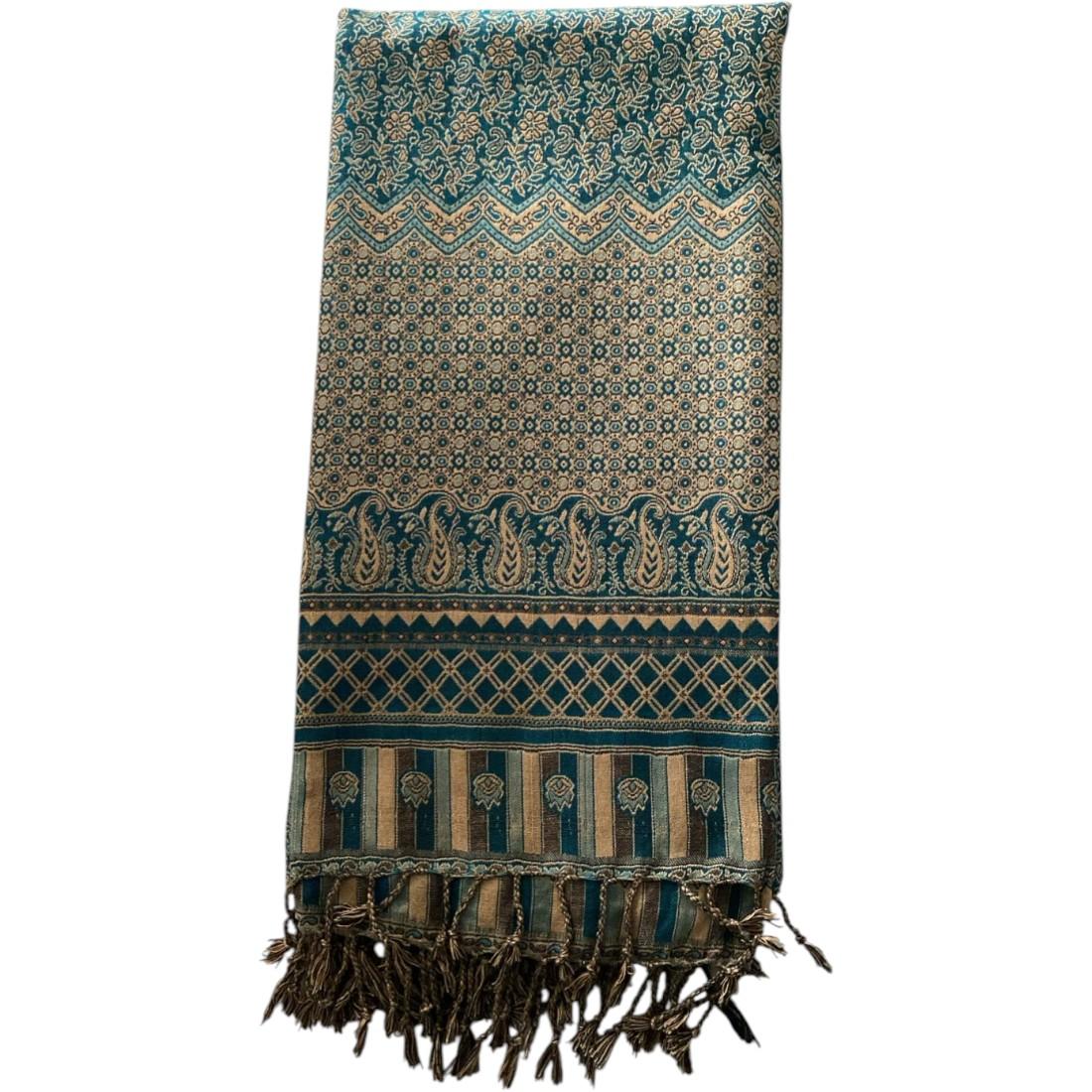Ladies Luxury Jacquard Shawl – Timeless Elegance for Every Occasion
